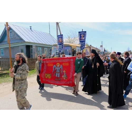 11 мая 2018. Царский крестный ход «За жизнь и семью - 2018» встретили в Выксунской епархии.